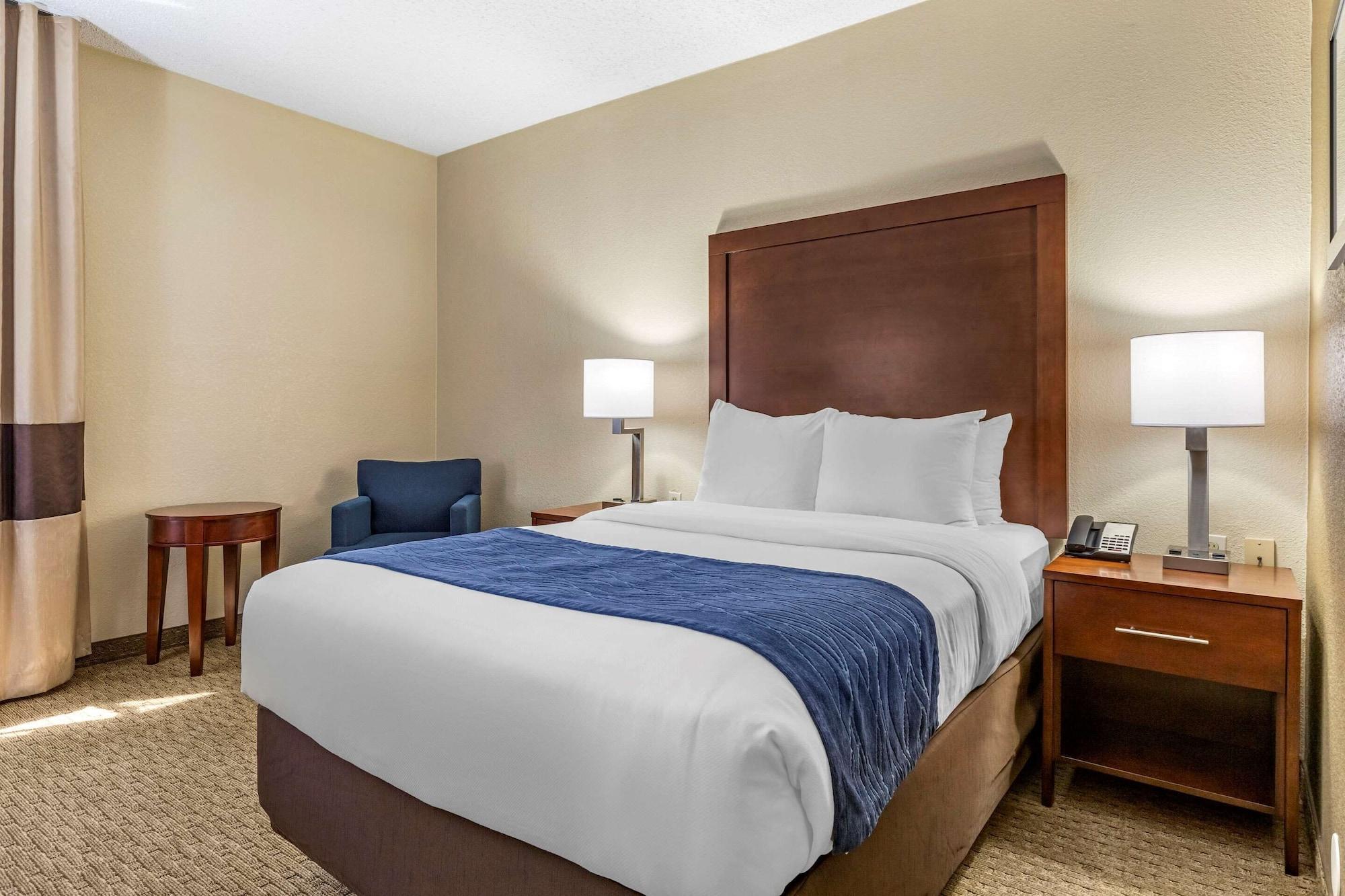 Comfort Inn Near Greenfield Village Dearborn Exterior photo